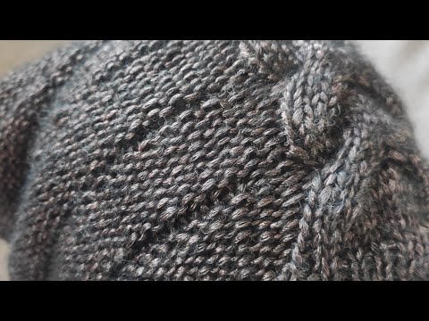 Видео: Шапка с косой