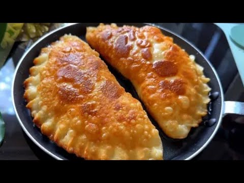 Видео: Бабушка научила,к чаю за 15 минут из НЕЧЕГО!По-домашнему вкусно,просто и быстро. Пирожки с сыром