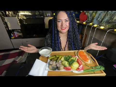 Видео: #мукбанг #mukbang Грязь Ютуба!!! Картоха со скумбрией и икрой