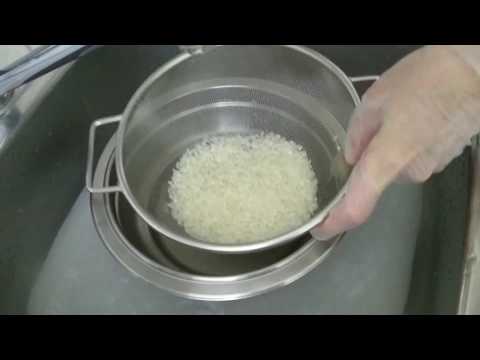 Видео: Как сварить рассыпчатый рис для САЛАТА и ГАРНИРА //  Crumbly rice for SALAD and GARNIRE