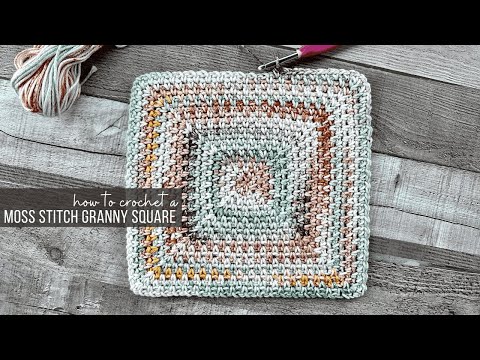 Видео: Как связать крючком узор «Мох» в технике «бабушкин квадрат»