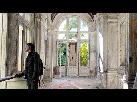 Видео: Мы бродяги в Петербурге. Жизнь в коммуналке