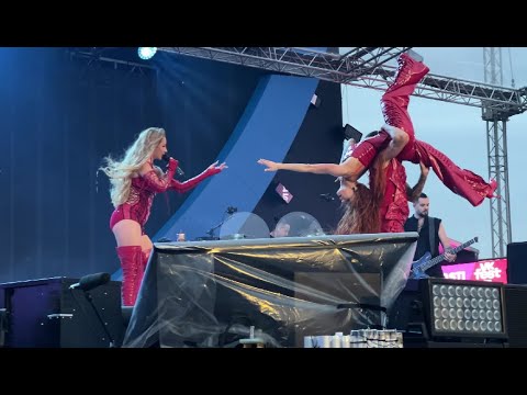 Видео: ANNA ASTI — Гроза (05.07.25, @VK Fest, Санкт-Петербург) #annaasti