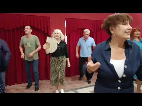 Видео: 1 ноября. Девчонка рыжая....