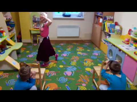 Видео: Жили у бабусі два веселих гусі!