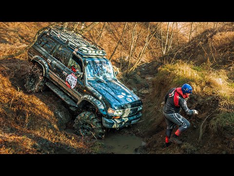 Видео: Оффроуд соревнования. Как мы в лесу 24 часа рубились.