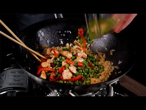 Видео: WOK: Жареный вчерашний рис