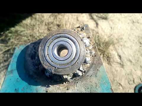 Видео: ККМ-1 картофелекопалка  подшипники  вместо втулок