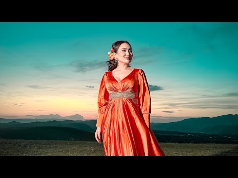 Видео: Chuluunchimeg - Duund jargah orchlon Чулуунчимэг - Дуунд жаргах орчлон (Official video clip)