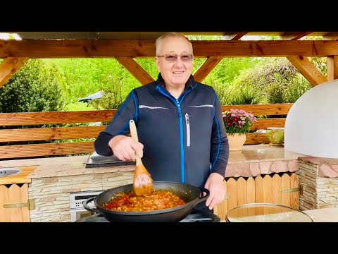 Видео: Изумительно вкусная Баклажанная Икра по рецепту мамы Зои❤️ К ЭЛИНЕ