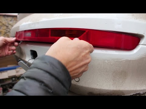 Видео: Замена лампы в фонаре заднего хода на АУДИ Q7 2008 AUDI Q7 3,0 дизель