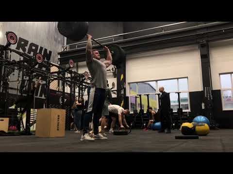 Видео: АРМЕЙСКИЙ ЖИМ СТОЯ !!! Мое мнение об этом упражнении ???