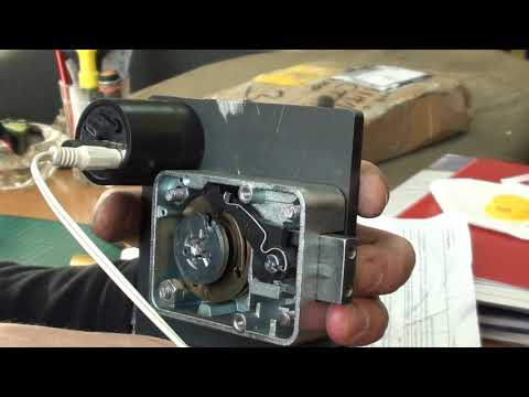 Видео: Как открыть заклинивший замок La Gard Sargent|#Инженер