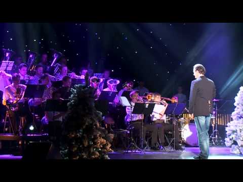 Видео: Духовой оркестр Олега Меньшикова — Марш Радецкого