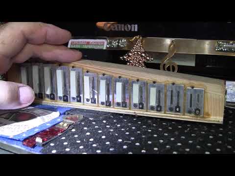 Видео: Видавшая виды Тульская ГАРМОНЬ : Как ломаются Голоса на гармони . Ролик третий