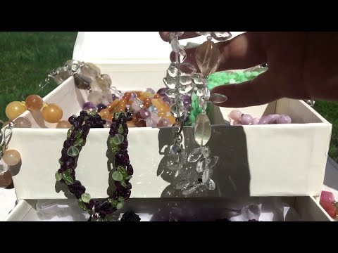 Видео: Как чистить натуральные камни от негатива.