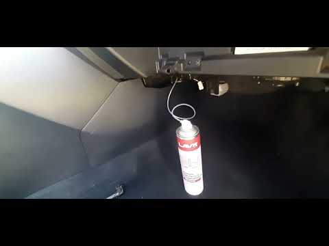 Видео: Профилактика и чистка кондиционера Kia sportage 3  2012 года.