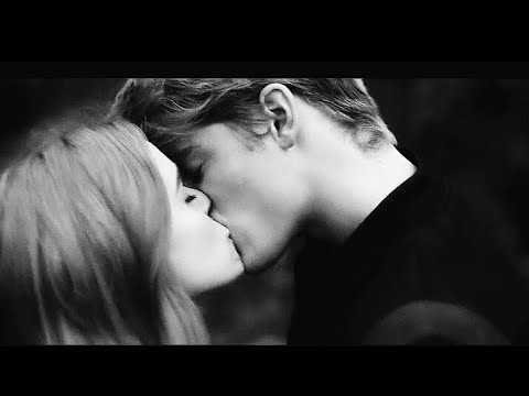 Видео: Блум & Скай( винкс сага )