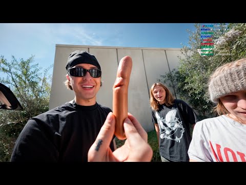 Видео: Егор Крид и plohoyparen готовят самые «БОЛЬШИЕ» блины! часть 1