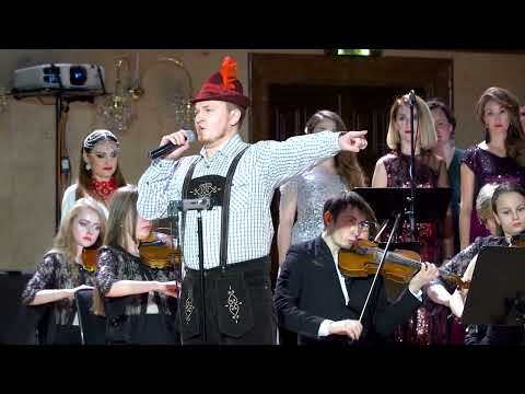 Видео: М  Дунаевский опера пародия «Пиф Паф»