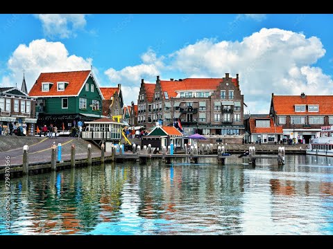 Видео: Volendam - Cамая любимая туристами рыбацкая деревня Нидерландов .