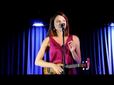 Видео: Лана Чубаха и укулели Stand Up