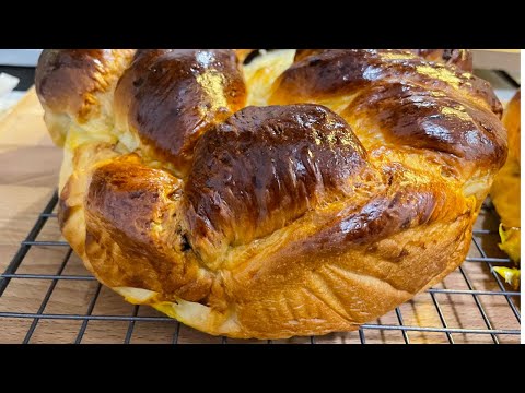 Видео: Сполучллива рецепта за сладък КОЗУНАК на конци с плънка от локум и орехи.