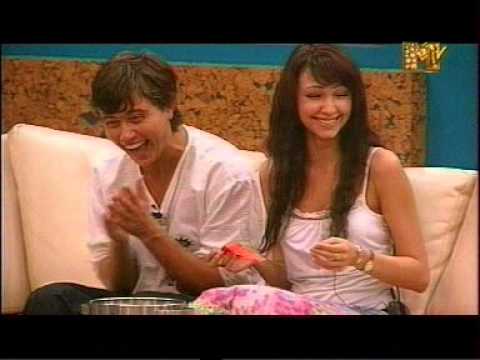 Видео: Фабрика звезд   6 , дом игра в фантики