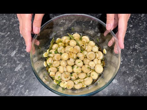 Видео: Рецепт СМАЧНИХ маринованих ГРИБОЧКІВ🍄😌 Готуємо швидко, недорого і ПО-ДОМАШНЬОМУ з Лізою Глінською😋