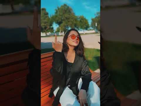 Видео: Зумруд Мусиева. "друзья"