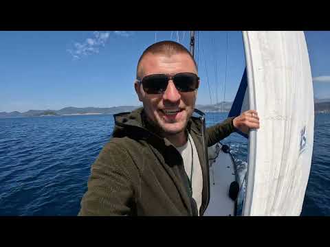 Видео: Первые раз в Море. Наконец-то Яхтинг. Обзор лодки FIRST 40 Жизнь и правила в марине Мармарис Турция.