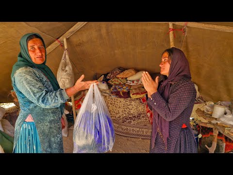 Видео: Безусловная помощь: Добрая женщина становится бездомной. Спасительница Джамили.