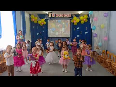 Видео: "Танец с игрушками"/ ср гр/ Евтодьевой Аллы