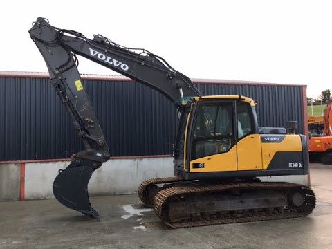 Видео: Вольво 140 гусеничный болотной версии