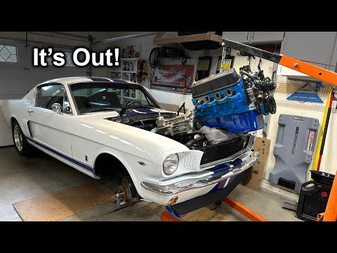 Видео: Как не следует снимать двигатель Ford 289/302