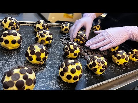 Видео: Это настоящая лепешка! Знаменитый мастер булочек в Корее - корейский десерт