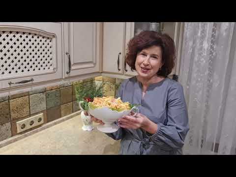 Видео: Мій "ходовий" Салат з Крабових Паличок. Готується просто й швидко ЛИШЕ з 4 інгредієнтів а СмачнииЙ!