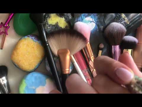 Видео: АСМР видео шепотом с кисточками. Сказка о Иване-Царевиче и сером волке