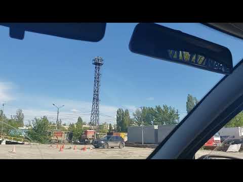 Видео: Как выполнять парковку задним ходом с поворотом на 90 градусов (бокс, гараж) #парковка #бокс #гараж