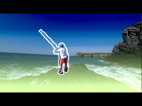 Видео: СКУМБРИЯ НА ВСЕ КРЮЧКИ СО СКАЛ / MACKEREL FISHING UK FROM ROCKS