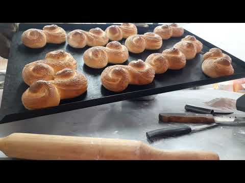 Видео: продолжение работы пирожки с картошкой, булочки с изюмом.