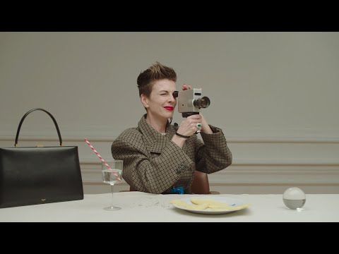 Видео: ARTIST TALK. Женя Онегина в PHOTOPLAY