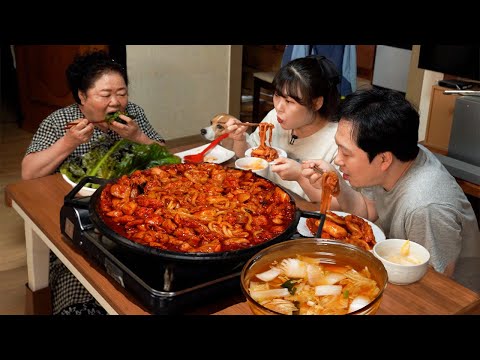 Видео: Острая жареная курица (Даккальби), последний мукбанг в доме матери перед родами😊