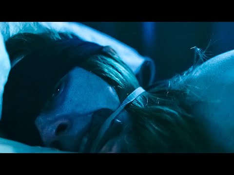 Видео: Она Забыла закрыть дверь И к Ней Забрался Незнакомец...