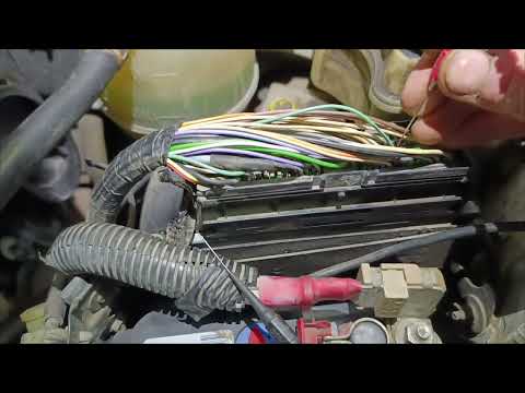 Видео: 🚘Reno не смогли запустить 😲( по этому она  у нас 😁)