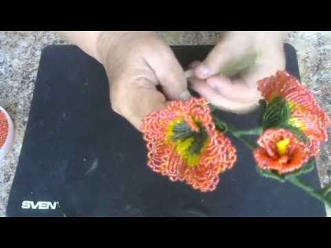 Видео: Мальва из бисера.  Мастер - класс. Бисероплетение.