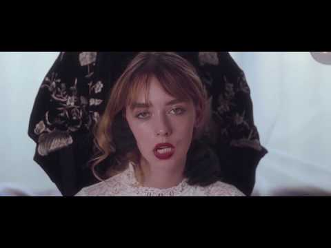 Видео: MIRÈLE – СКОЛЬЗКО (Official Video)