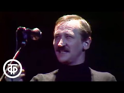 Видео: Леонид Филатов читает стихотворение Владимира Высоцкого "Люблю тебя сейчас..." (1988)