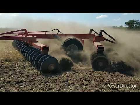 Видео: Обзор в работе лёгкой дисковой бороны БД-4А.