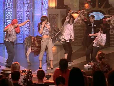 Видео: Нюша - Песенка о медведях, 9 выпуск, 27.10.07